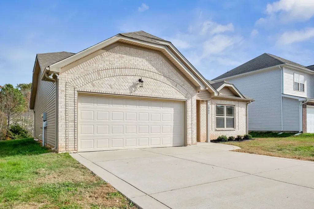 1062 Berra Drive Springfield TN 37172