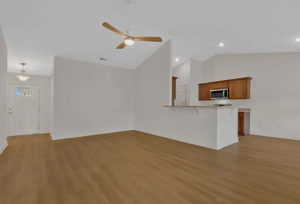 1062 Berra Drive Springfield TN 37172