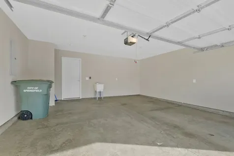 1062 Berra Drive Springfield TN 37172