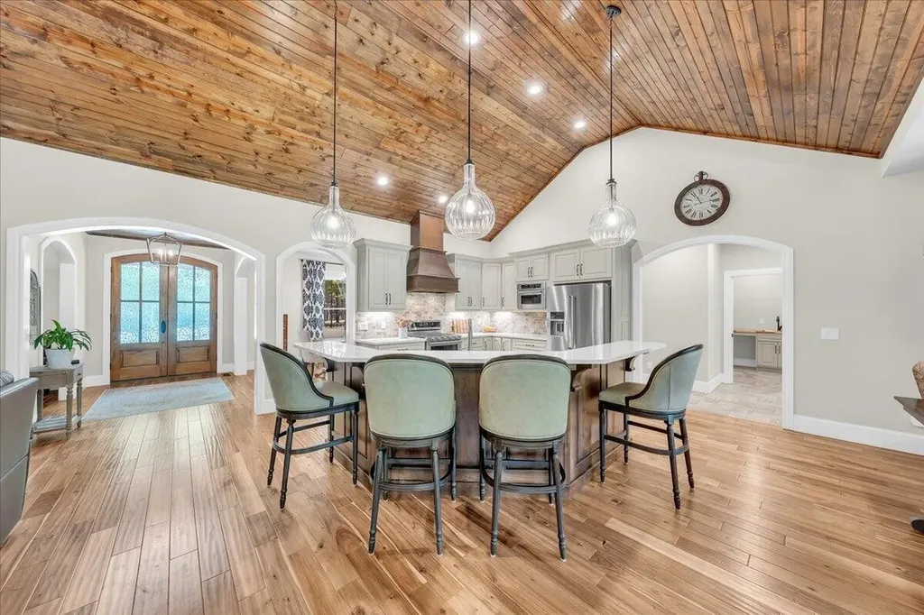 275 Wilderness Drive Jasper TN 37347