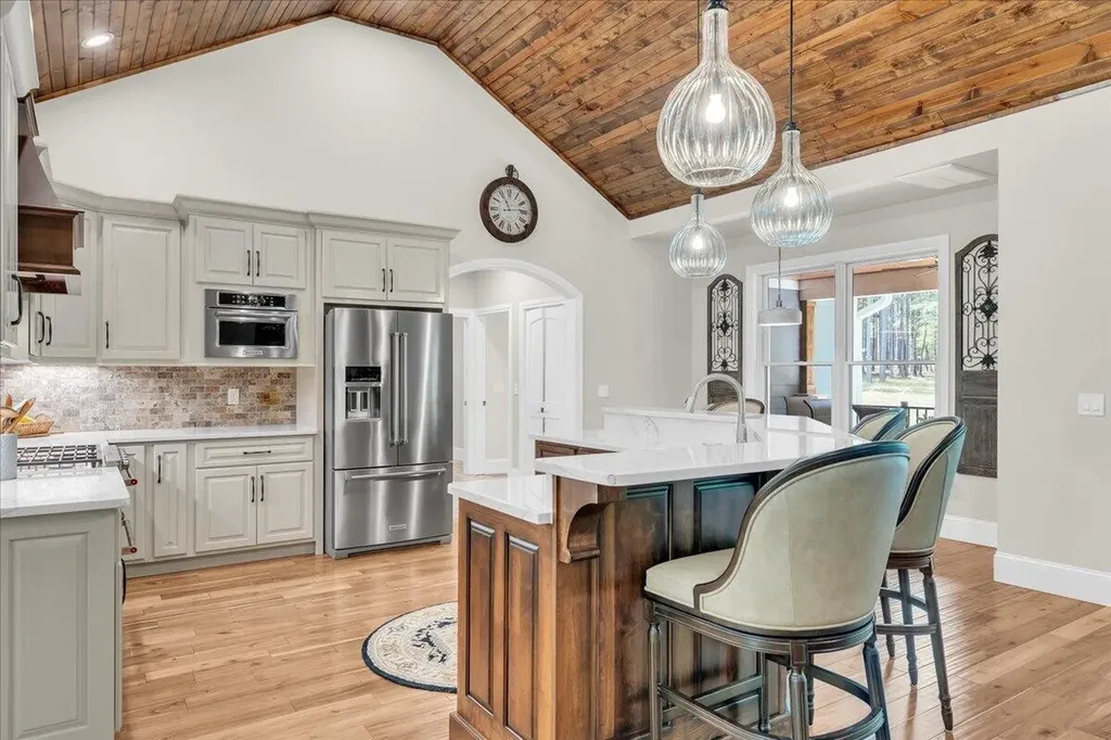 275 Wilderness Drive Jasper TN 37347