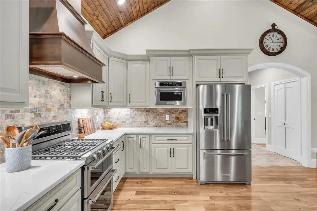 275 Wilderness Drive Jasper TN 37347