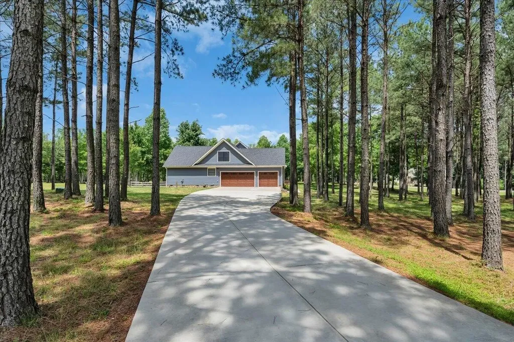 275 Wilderness Drive Jasper TN 37347