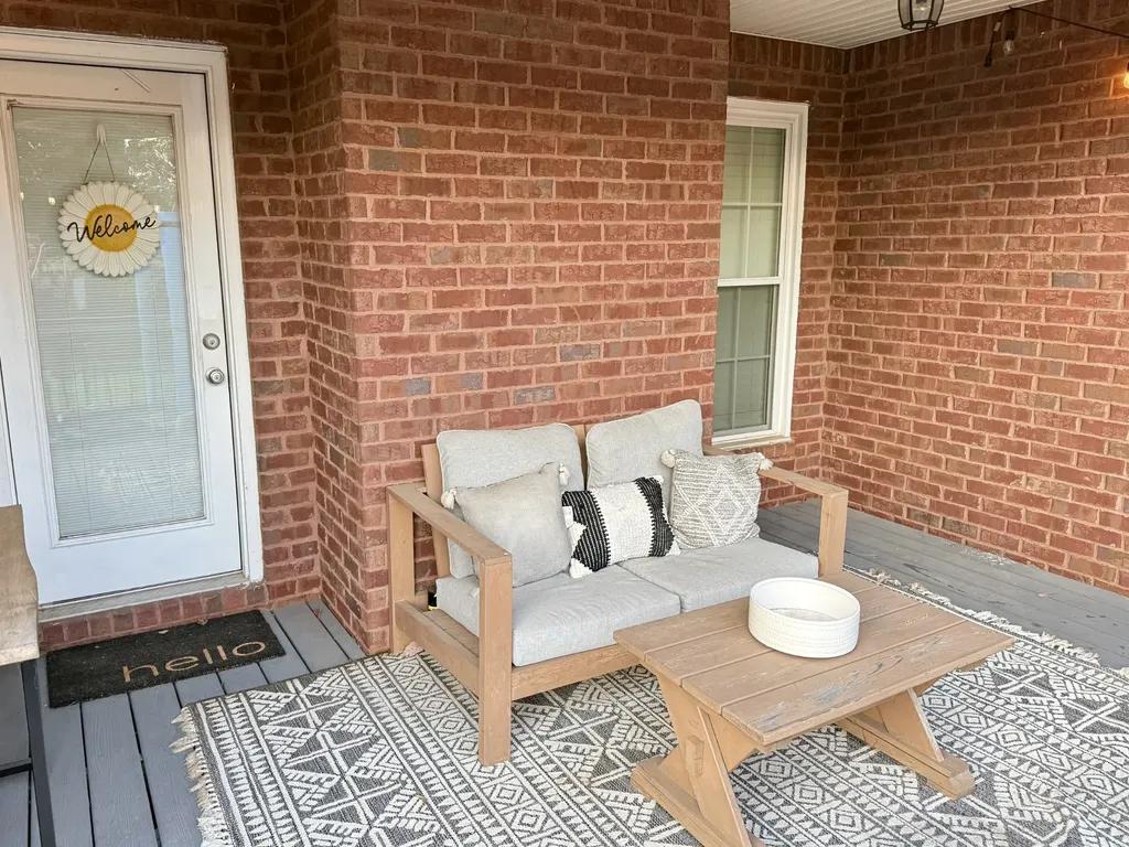 308 Acorn Court Smyrna TN 37167