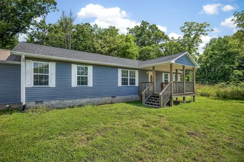 6101 Old Kentucky Road Sparta TN 38583