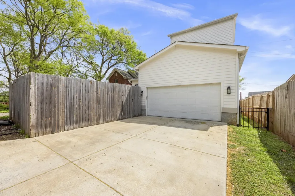 924 Jackson Street Nashville TN 37208