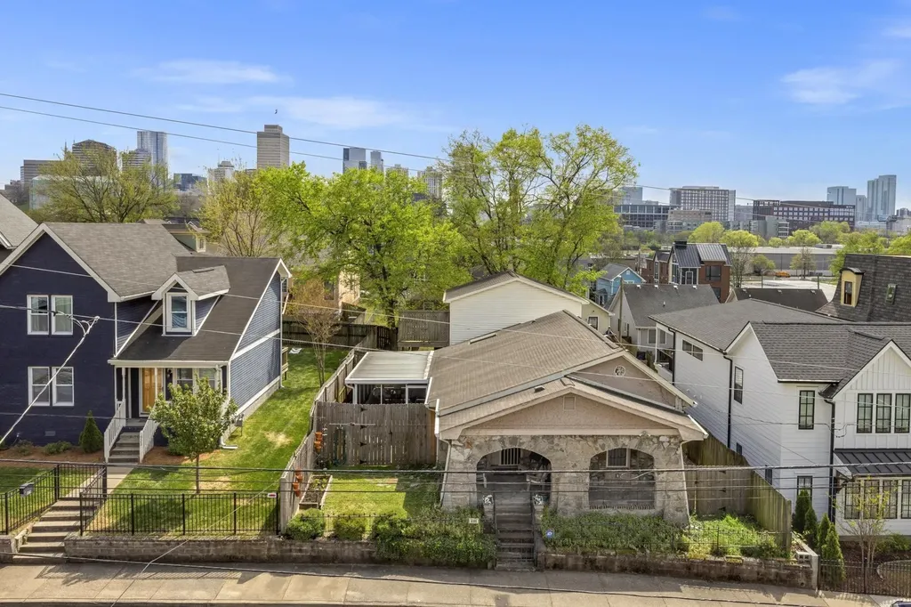 924 Jackson Street Nashville TN 37208
