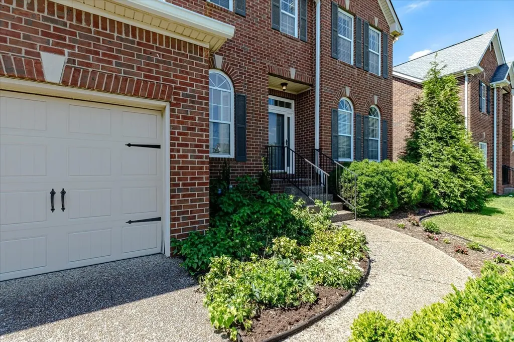 5204 Timber Gap Drive Nashville TN 37221
