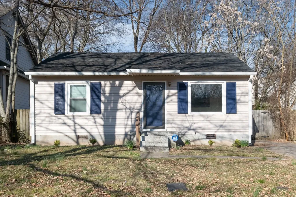 606 Village Court Nashville TN 37206