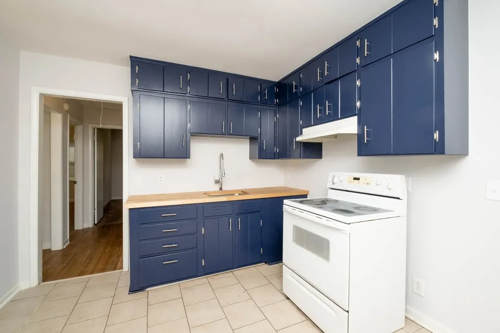 606 Village Court Nashville TN 37206