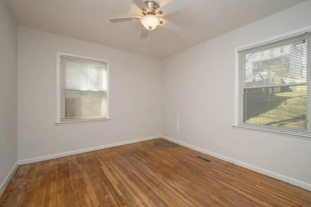 606 Village Court Nashville TN 37206