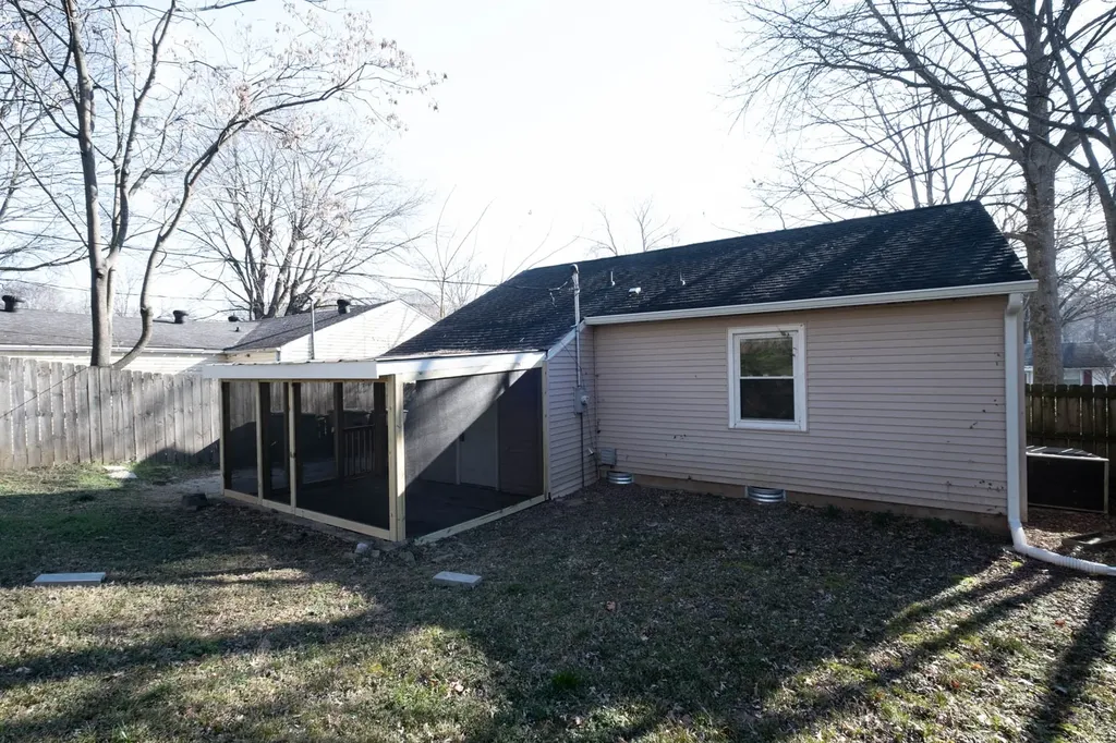 606 Village Court Nashville TN 37206