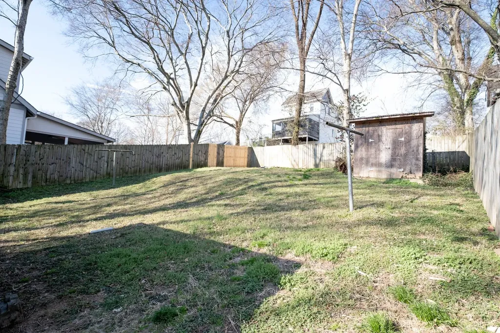 606 Village Court Nashville TN 37206