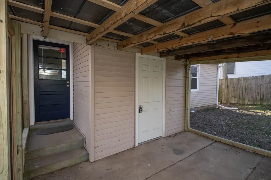 606 Village Court Nashville TN 37206
