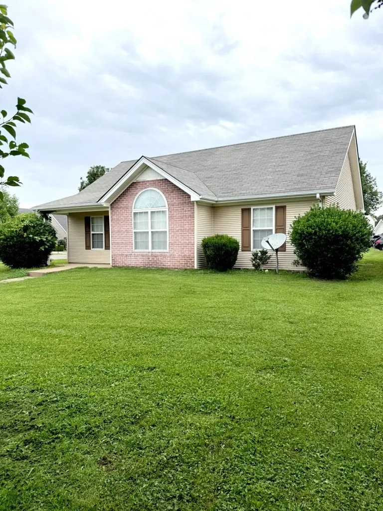 1451 Rochester Drive Murfreesboro TN 37130