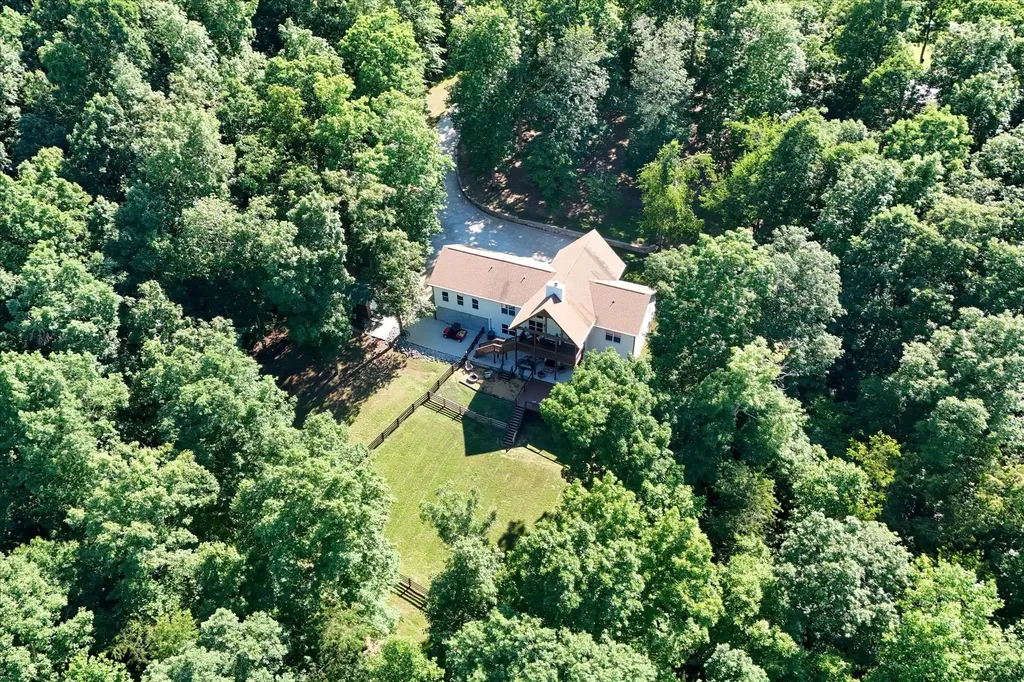 7865 Barnhill Road Primm Springs TN 38476