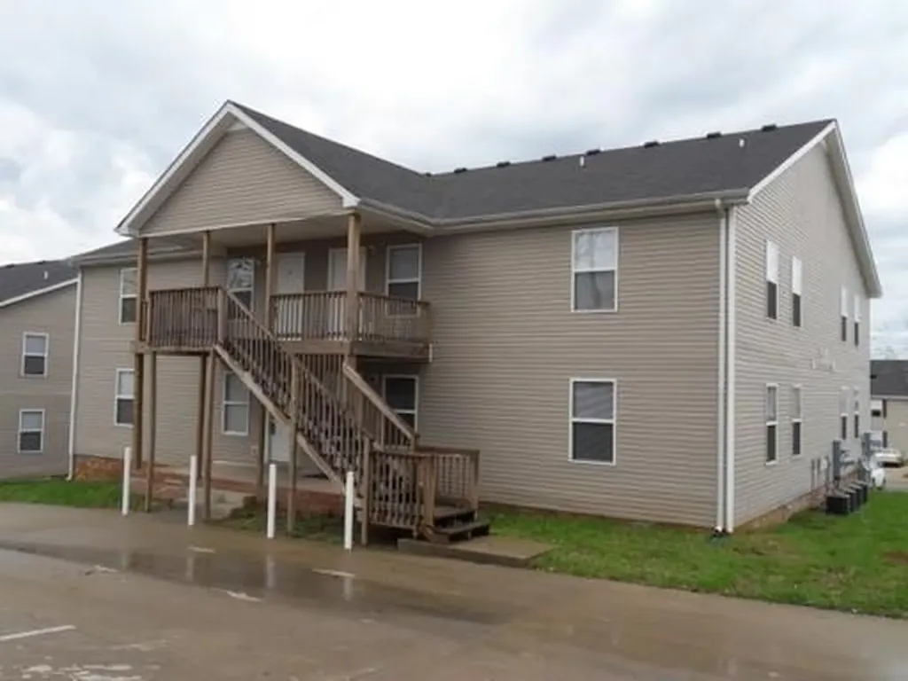 423 Alma Lane Clarksville TN 37043