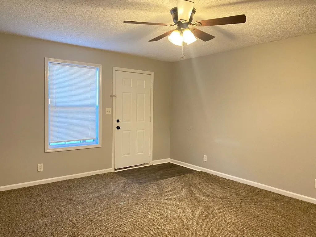 423 Alma Lane Clarksville TN 37043