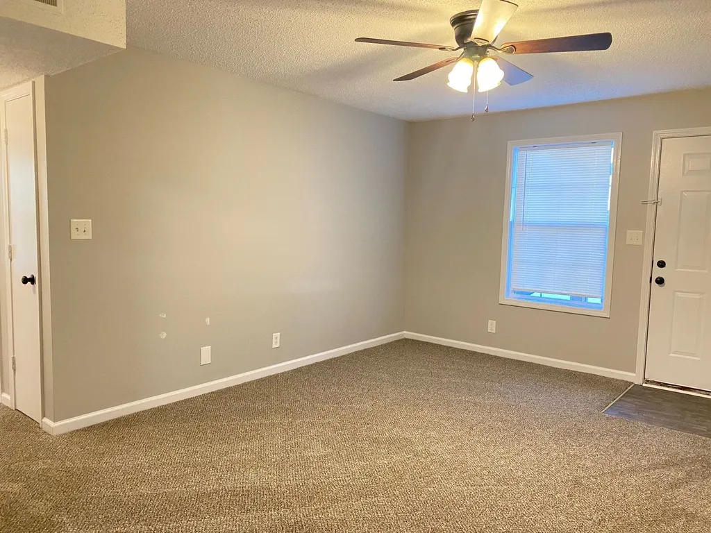 423 Alma Lane Clarksville TN 37043
