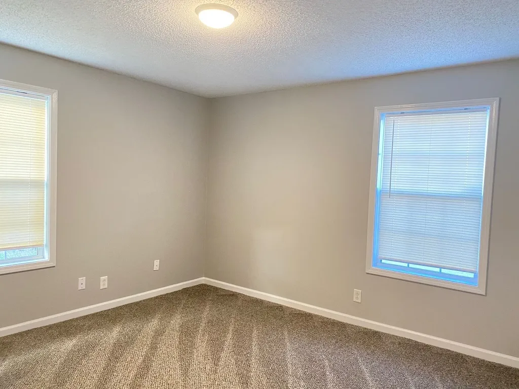 423 Alma Lane Clarksville TN 37043
