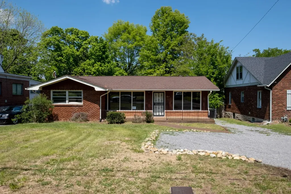 1021 Maynor Avenue Nashville TN 37216