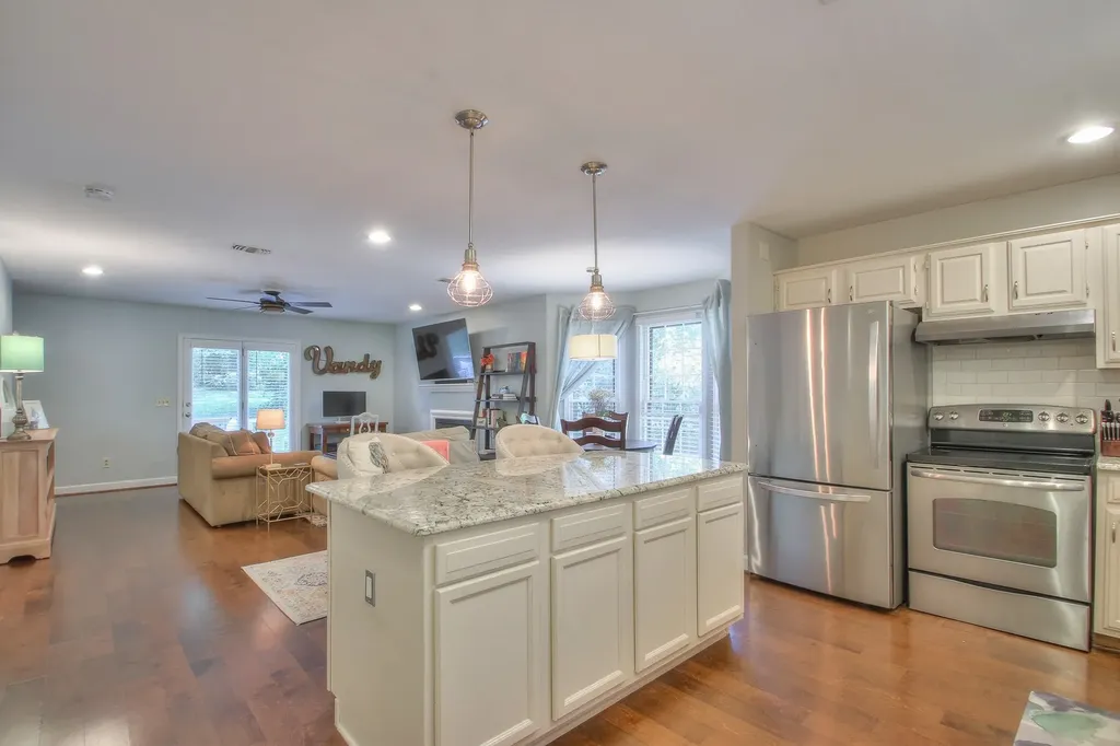 3321 Lealand Lane Nashville TN 37204