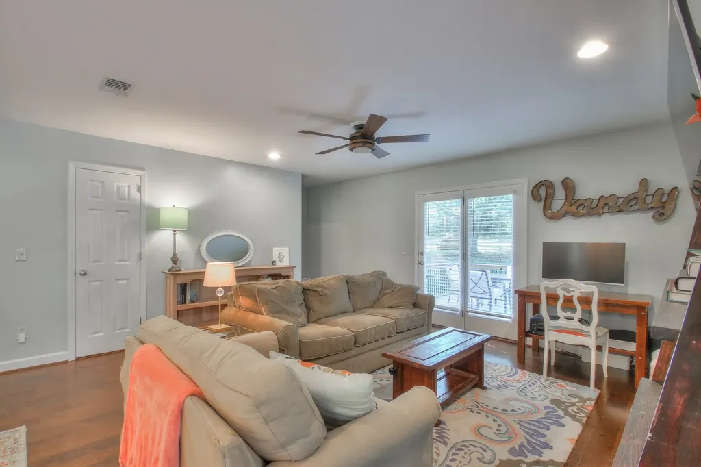 3321 Lealand Lane Nashville TN 37204