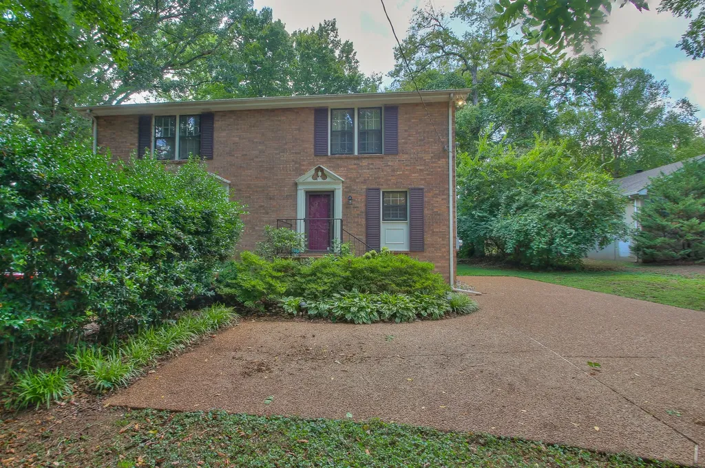 3321 Lealand Lane Nashville TN 37204