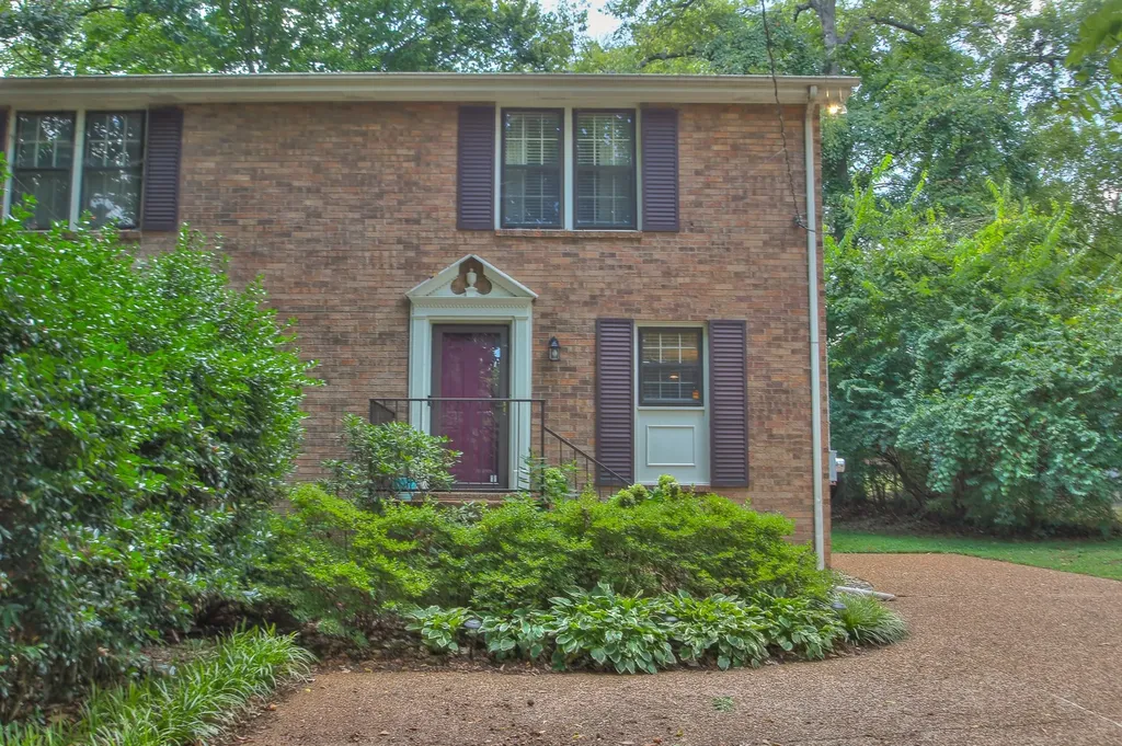 3321 Lealand Lane Nashville TN 37204