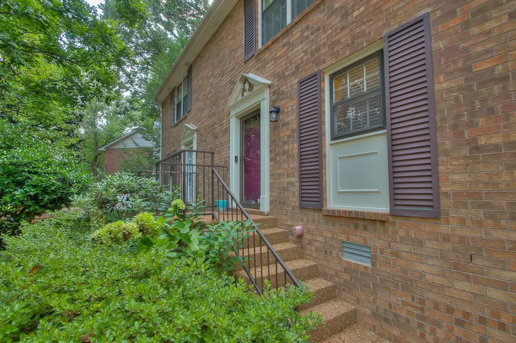 3321 Lealand Lane Nashville TN 37204