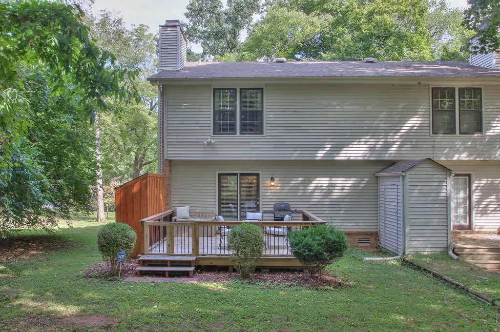 3321 Lealand Lane Nashville TN 37204