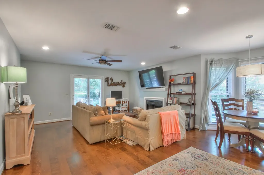 3321 Lealand Lane Nashville TN 37204