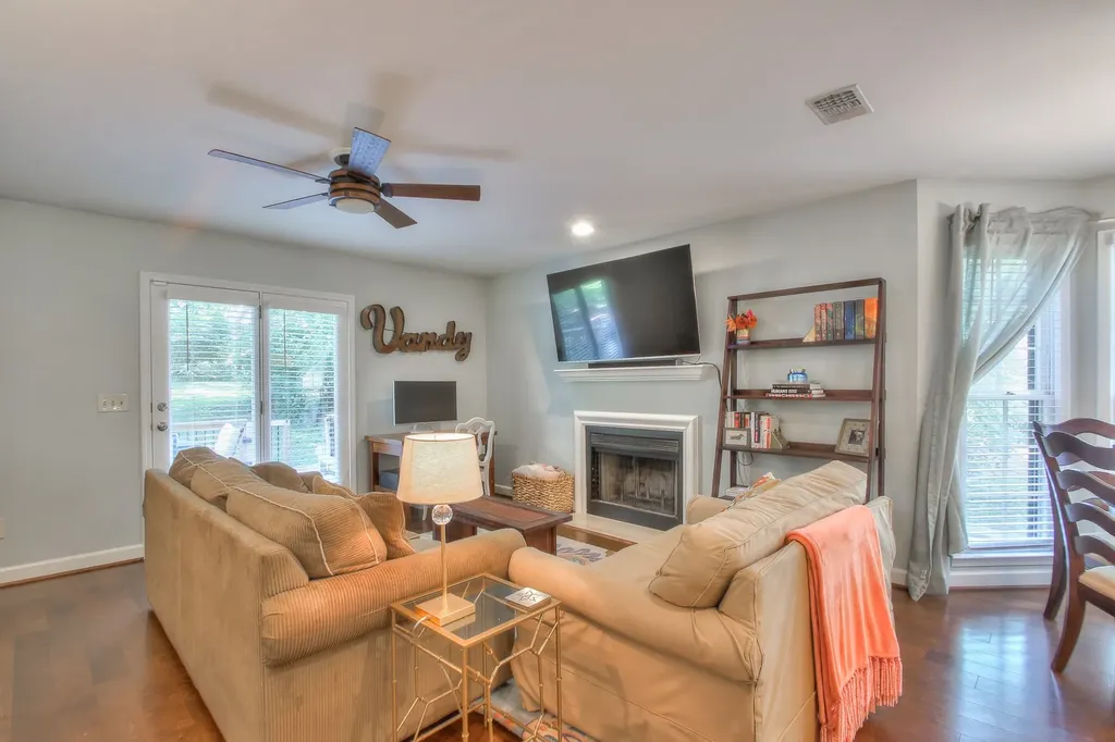 3321 Lealand Lane Nashville TN 37204