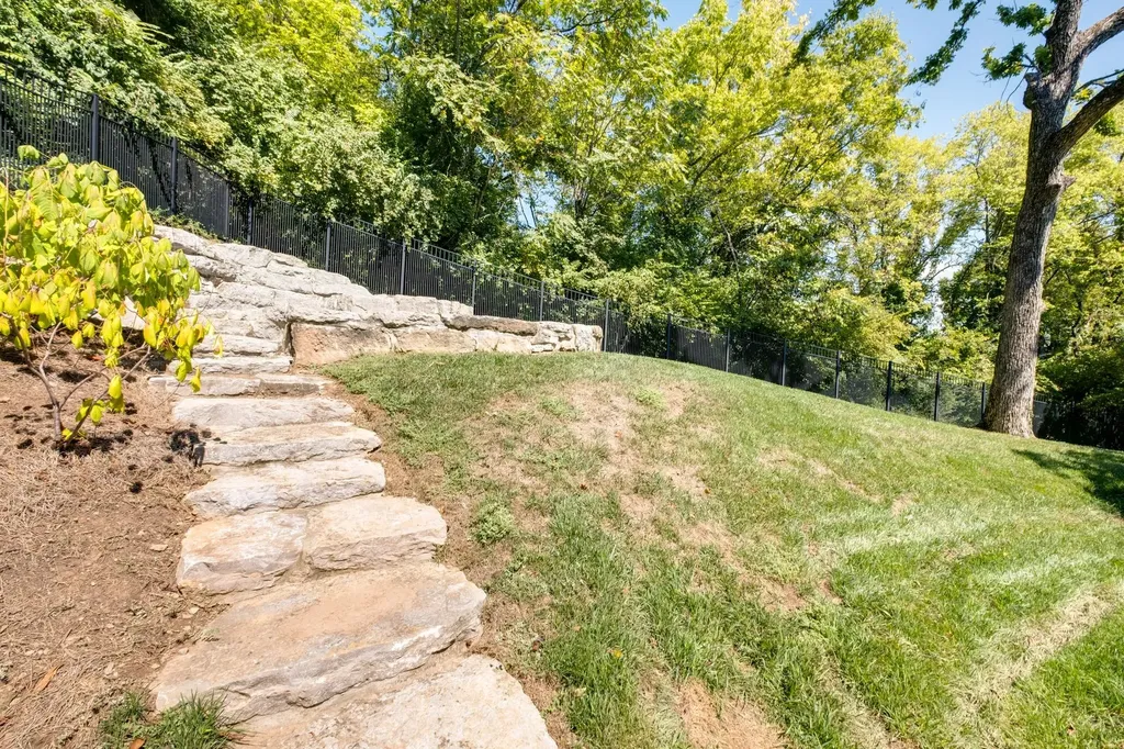 4523 Wayland Drive Nashville TN 37215