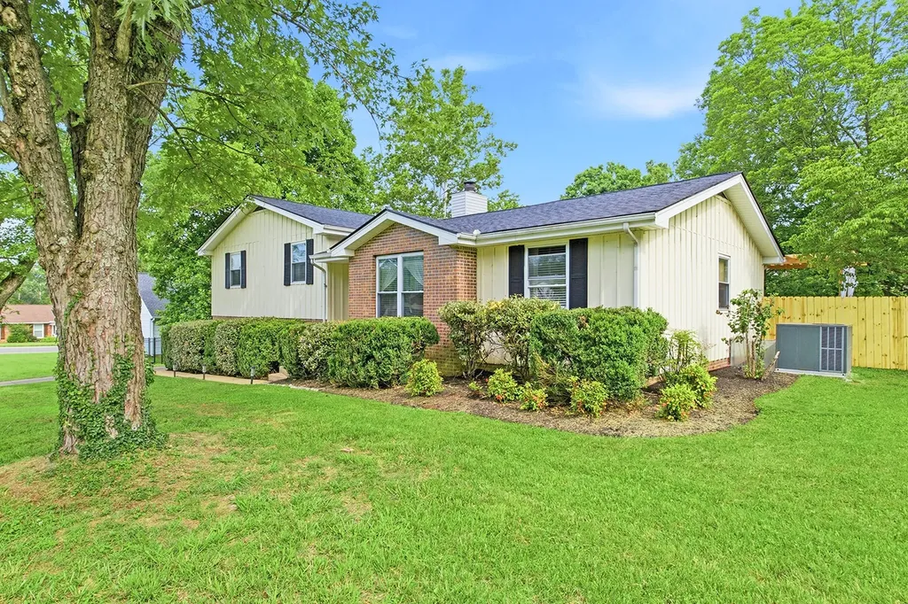 7220 Belle Chasse Drive Nashville TN 37221