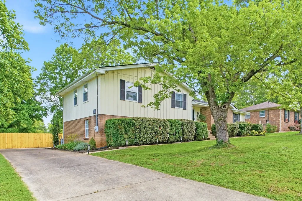 7220 Belle Chasse Drive Nashville TN 37221
