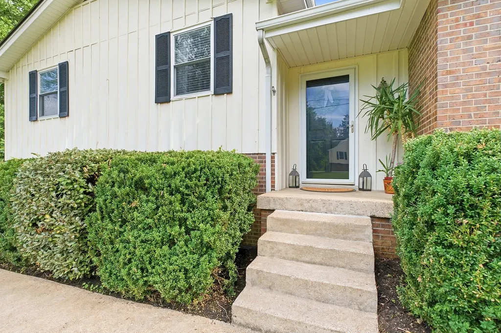 7220 Belle Chasse Drive Nashville TN 37221