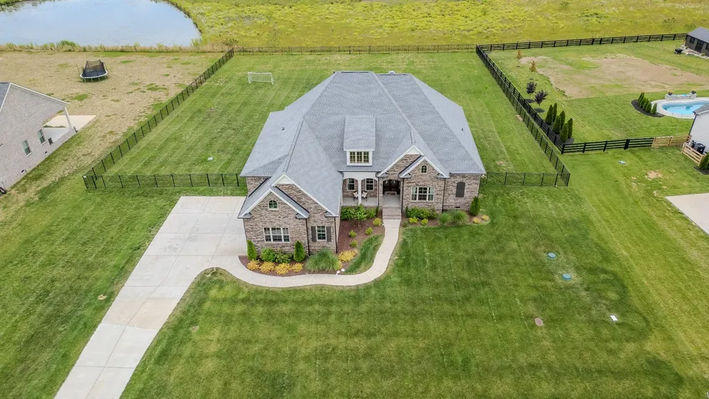 15425 Highway 99 Eagleville TN 37060