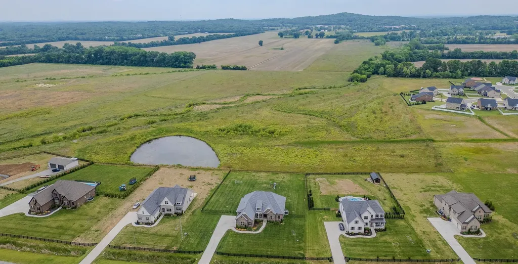 15425 Highway 99 Eagleville TN 37060