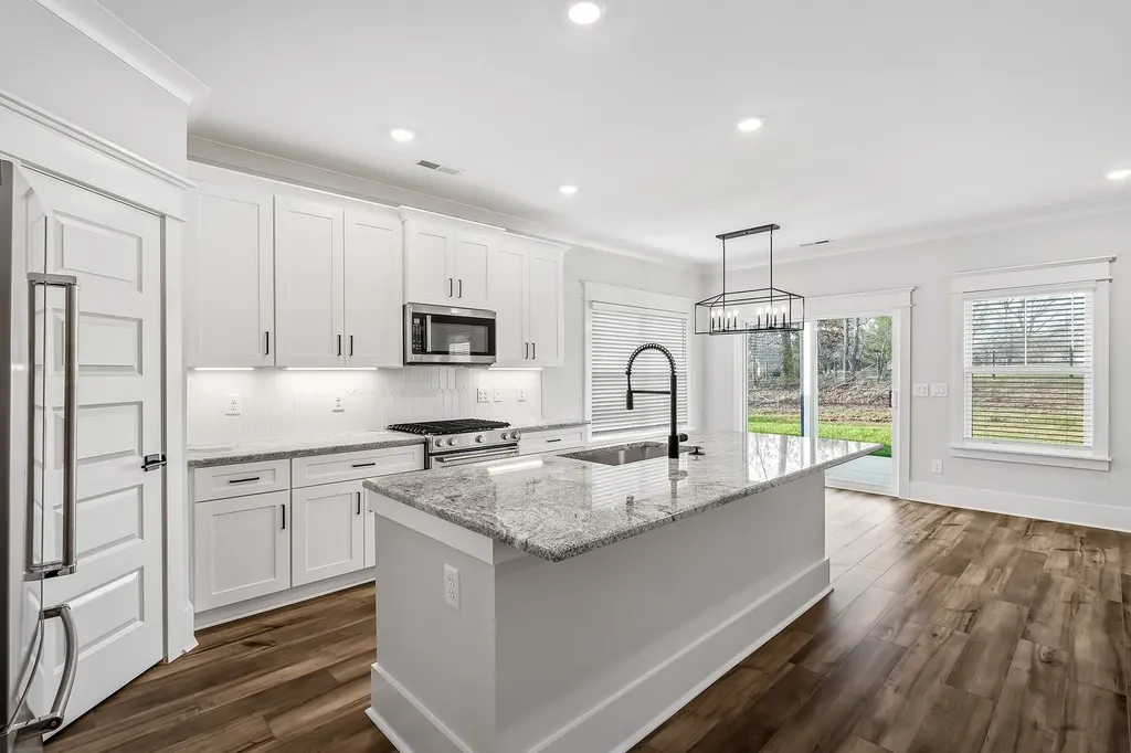 336 Springbrook Boulevard White House TN 37188