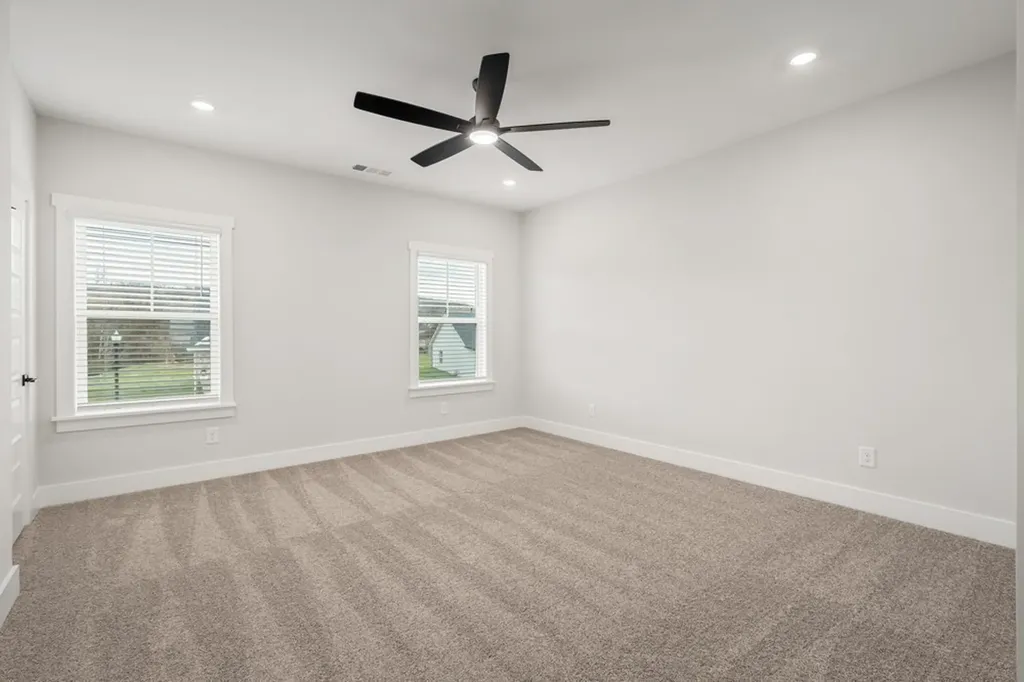 336 Springbrook Boulevard White House TN 37188