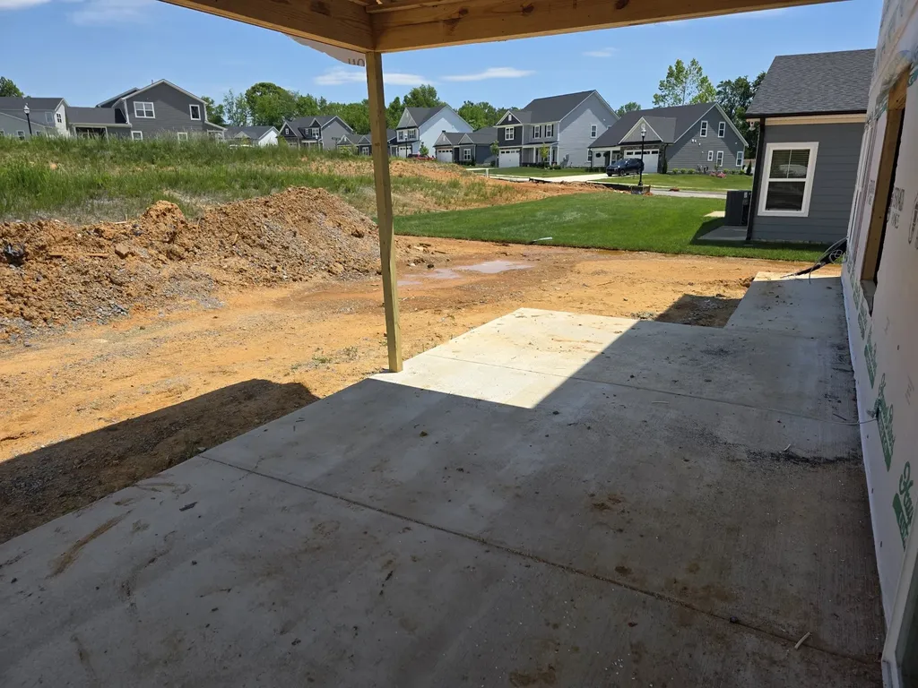 336 Springbrook Boulevard White House TN 37188