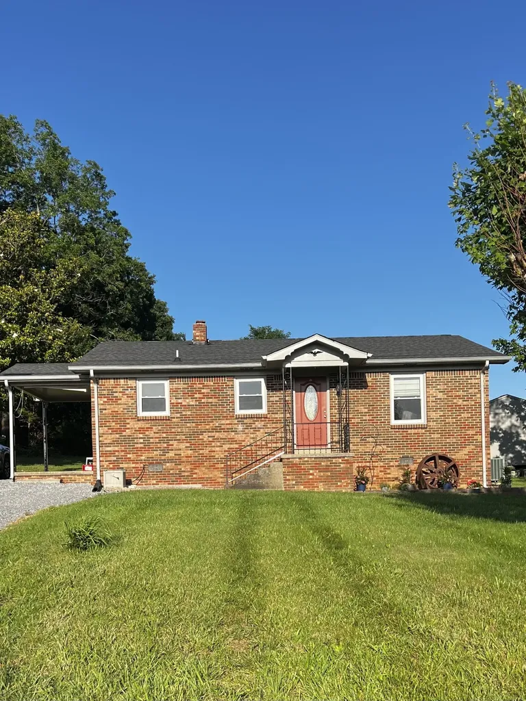 160 Blackey Bandy Road Bethpage TN 37022