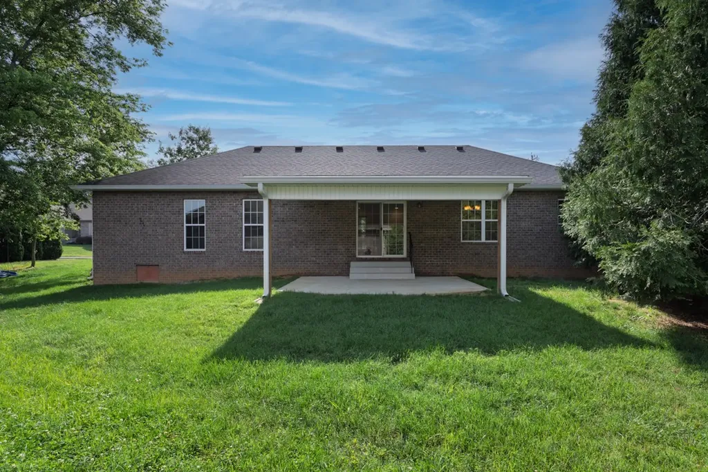 151 Beacon Street Gallatin TN 37066