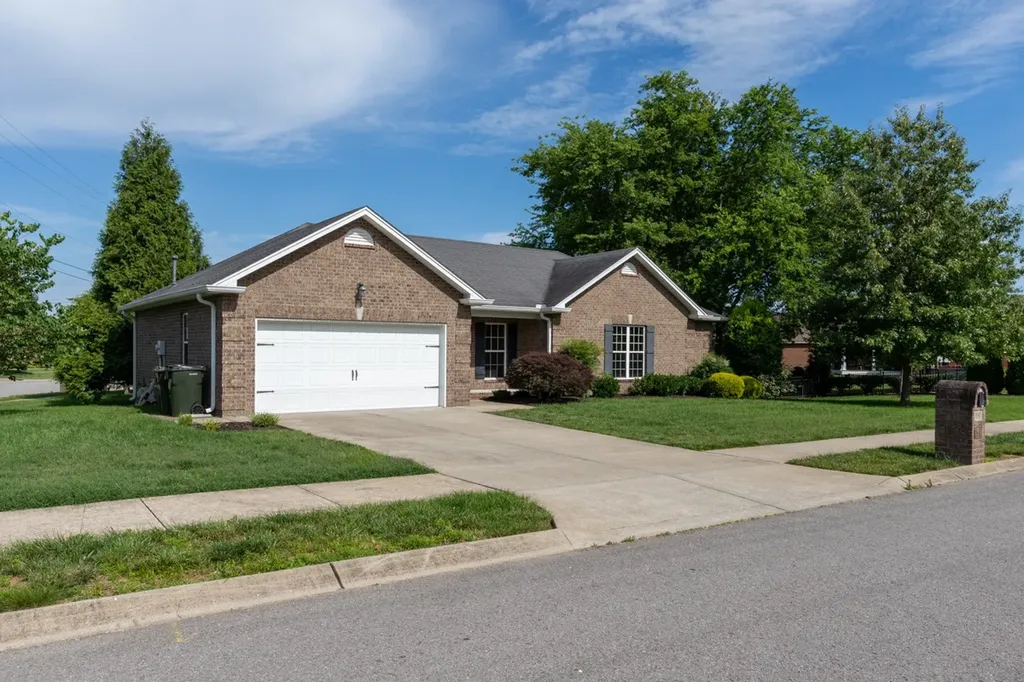 151 Beacon Street Gallatin TN 37066