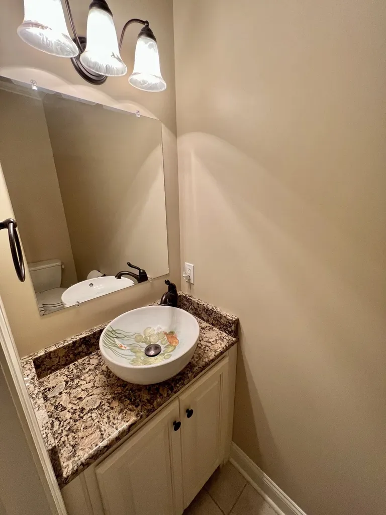 724 Toben Ter, N Lawrenceburg TN 38464