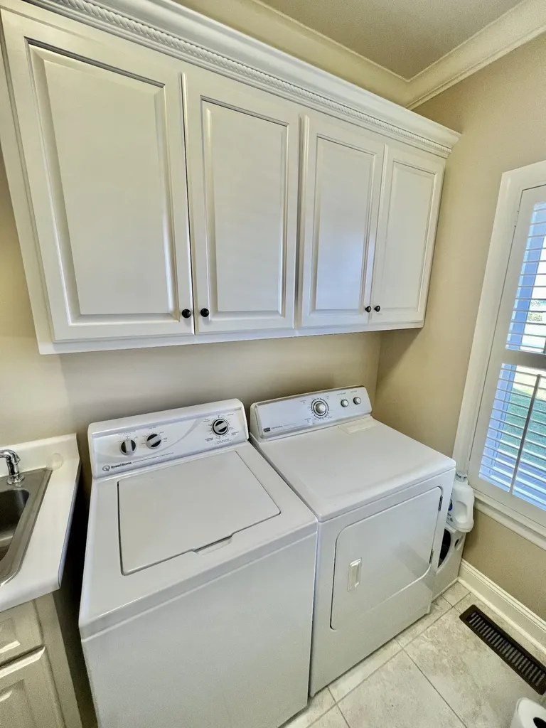 724 Toben Ter, N Lawrenceburg TN 38464
