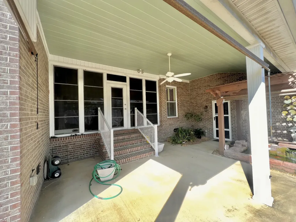 724 Toben Ter, N Lawrenceburg TN 38464