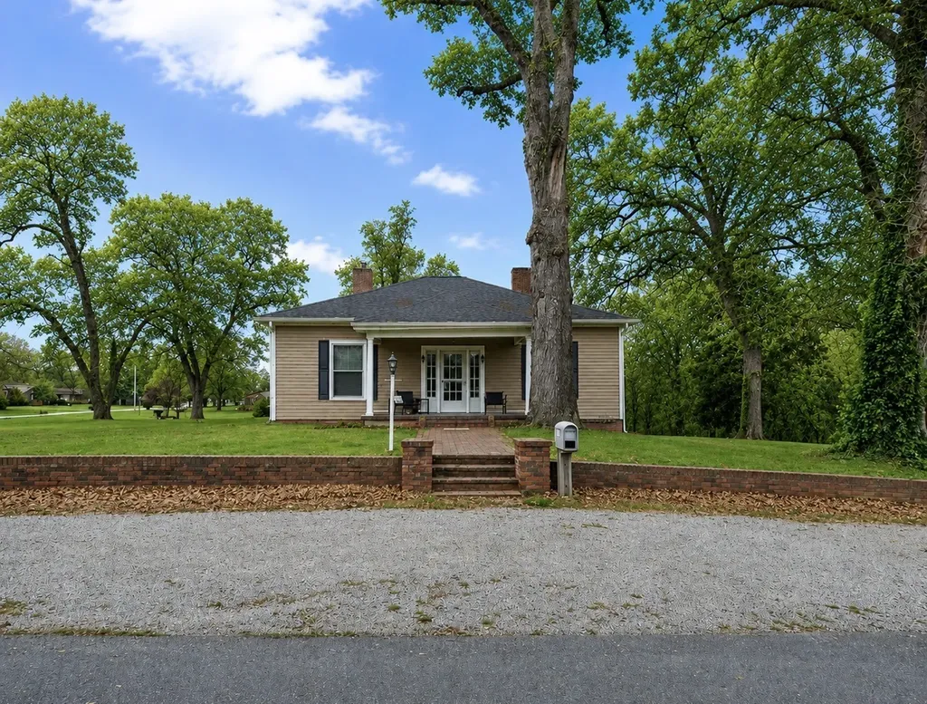 2919 Old Clarksville Pike Hopkinsville KY 42240