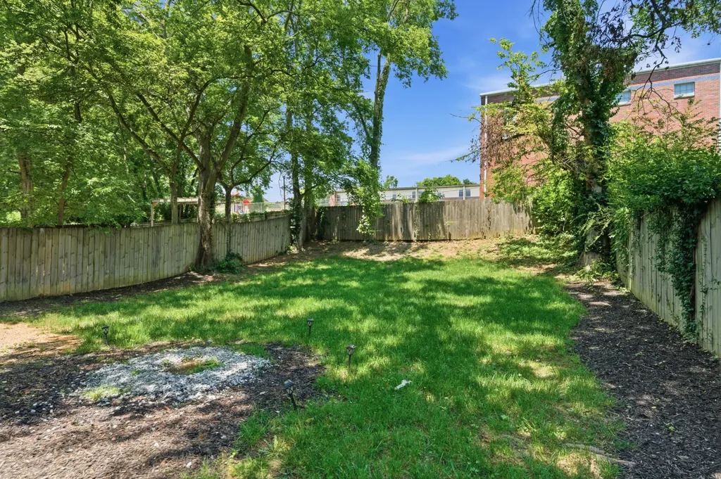 1007 Dew Street Nashville TN 37206